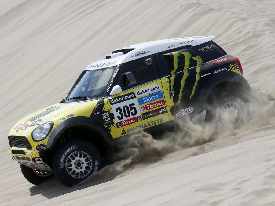  Mini Cooper Countryman All4 Racing 2011 года  (фото 19 из 30)